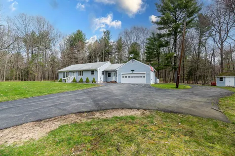 110 Brookdale Road Salem NH 03079
