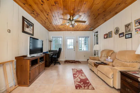 110 Brookdale Road Salem NH 03079