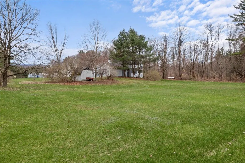 131 Raven Ridge Huntington VT 05462