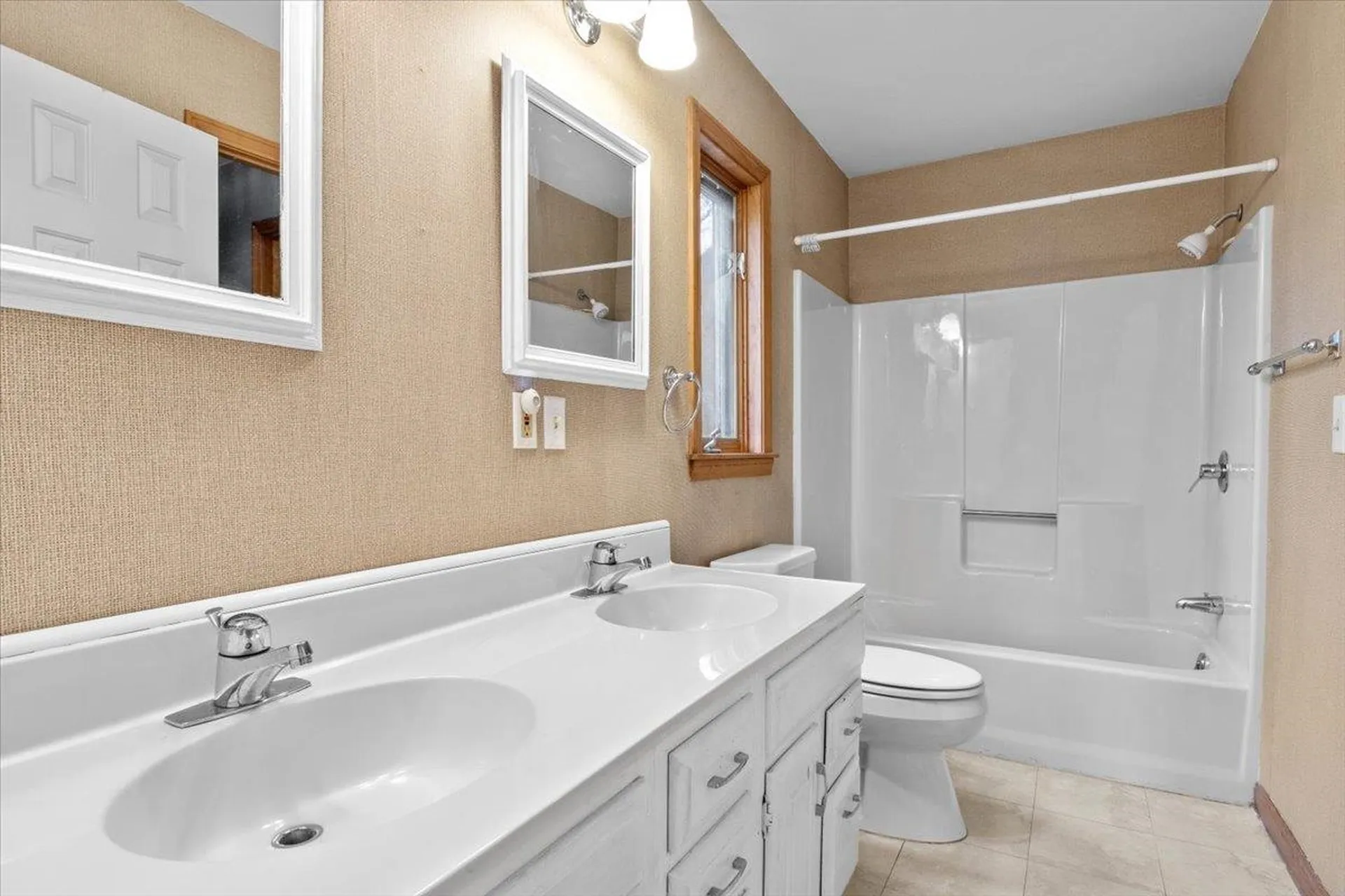 131 Raven Ridge Huntington VT 05462