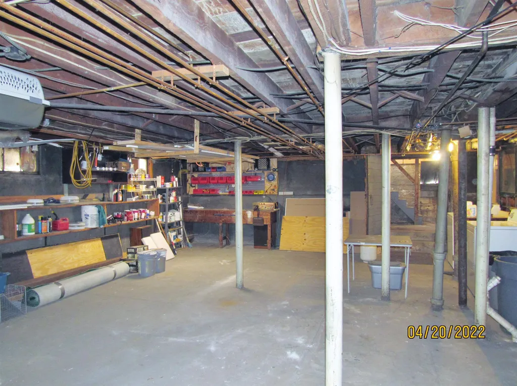 186 Beech Street Manchester NH 03103-5550
