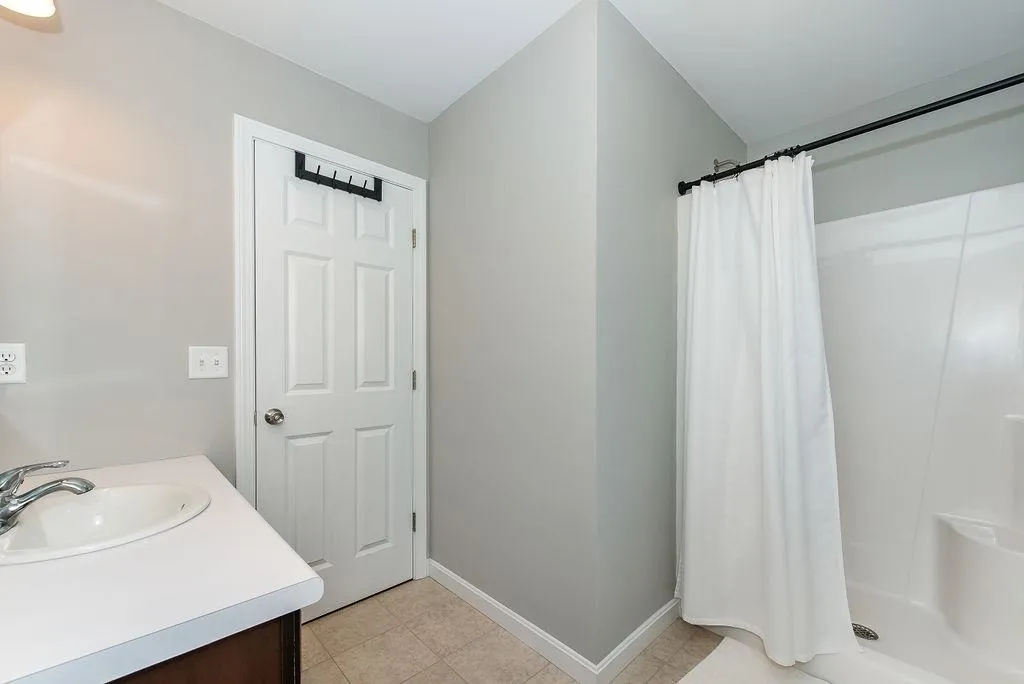 4 Winch Way Rochester NH 03868