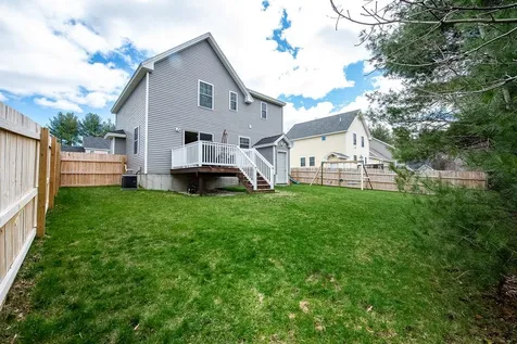 4 Winch Way Rochester NH 03868