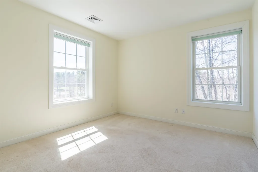 19 Daybreak Drive Newmarket NH 03857