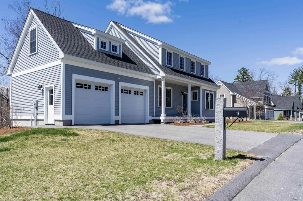 19 Daybreak Drive Newmarket NH 03857