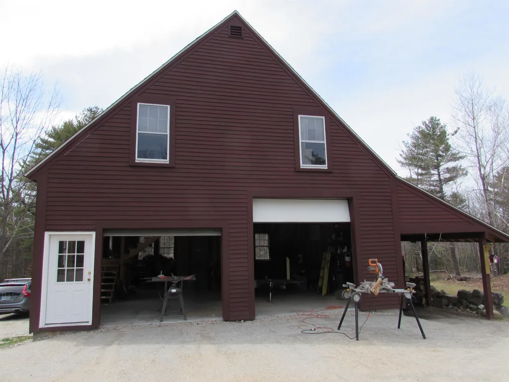 143 Lyford Road Brookfield NH 03872