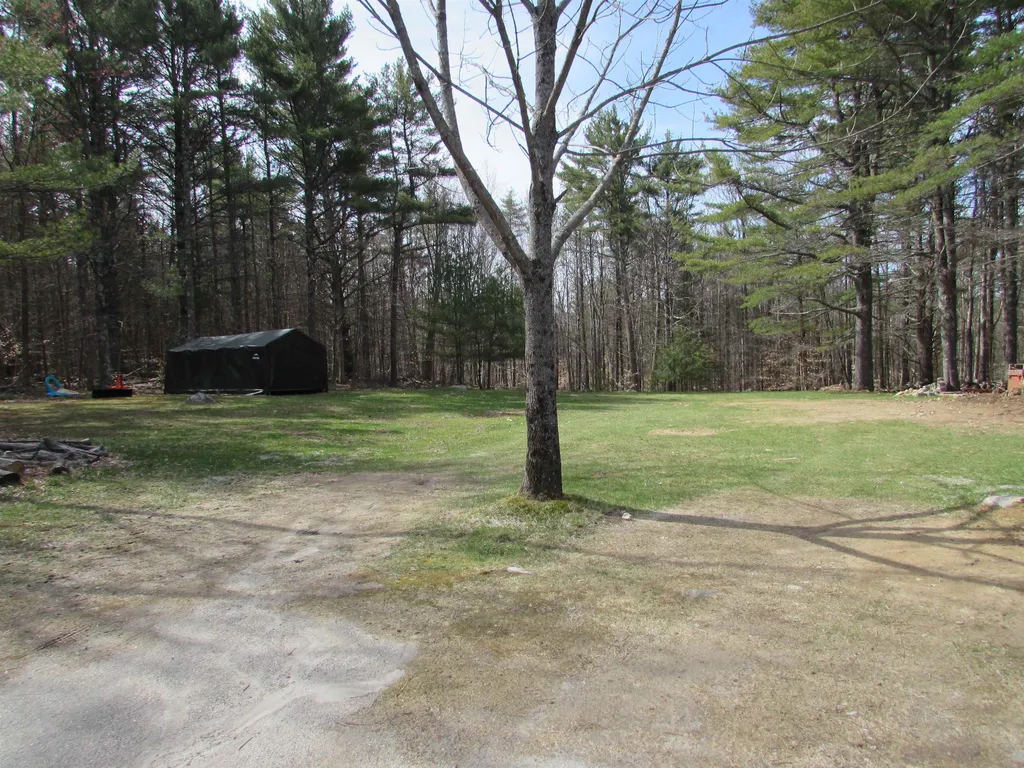 143 Lyford Road Brookfield NH 03872