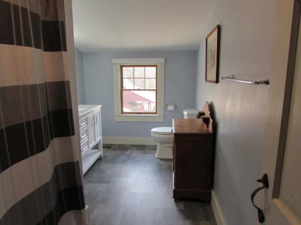 143 Lyford Road Brookfield NH 03872