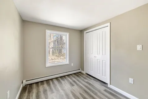 62 Hutchins Street Concord NH 03303