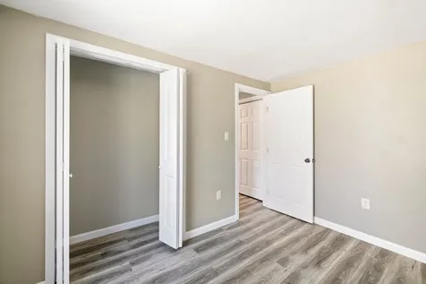 62 Hutchins Street Concord NH 03303