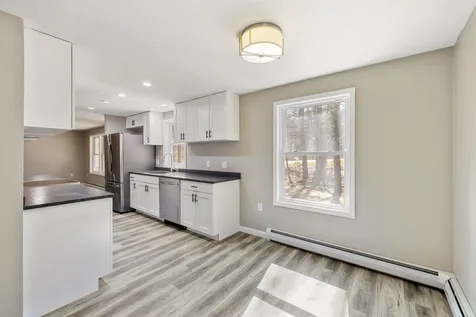 62 Hutchins Street Concord NH 03303