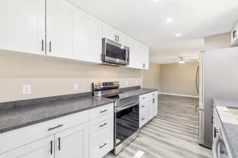 62 Hutchins Street Concord NH 03303