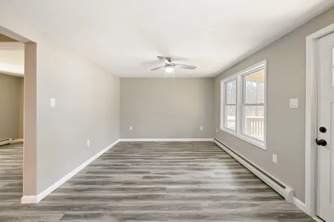 62 Hutchins Street Concord NH 03303