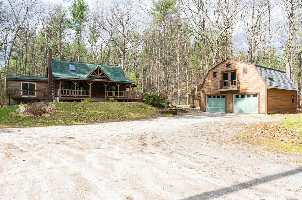22 Nartoff Road Hollis NH 03049