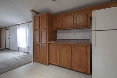 7 Robyn Court Litchfield NH 03052