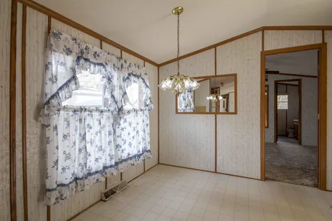 7 Robyn Court Litchfield NH 03052