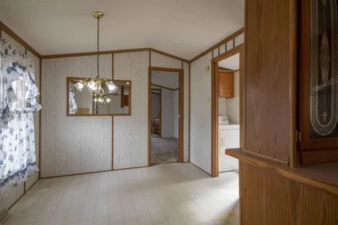 7 Robyn Court Litchfield NH 03052