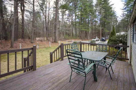 7 Robyn Court Litchfield NH 03052