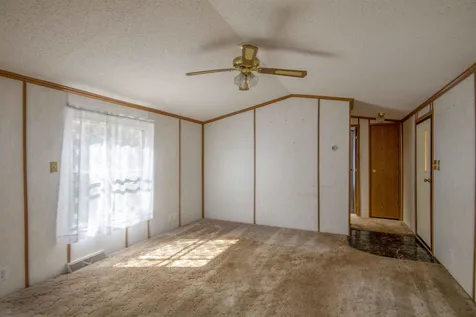 7 Robyn Court Litchfield NH 03052