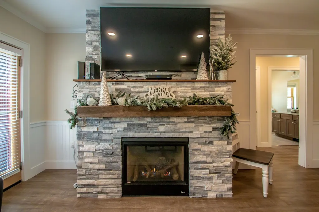 235 Skimobile Road Conway NH 03860