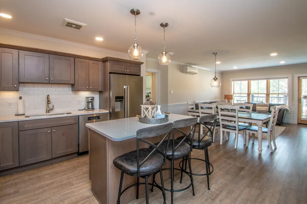235 Skimobile Road Conway NH 03860