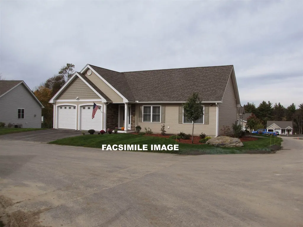 39 Abacoa Road Pelham NH 03076