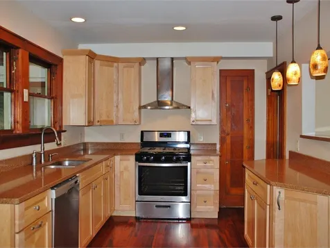 93-95 Caroline Street Burlington VT 05401
