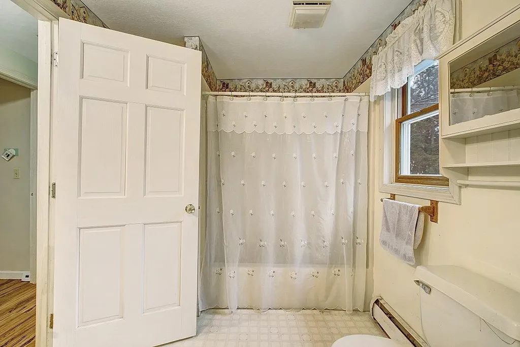 62 Trask Side Road Alton NH 03810
