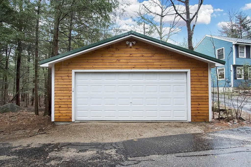 62 Trask Side Road Alton NH 03810