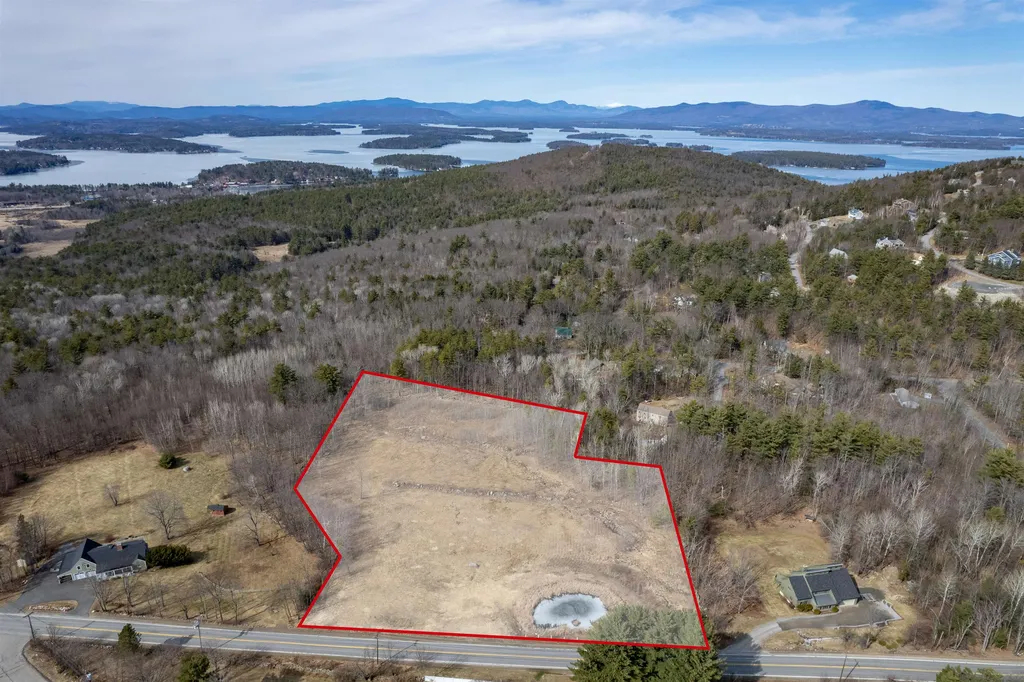 400 Cherry Valley Road Gilford NH 03249
