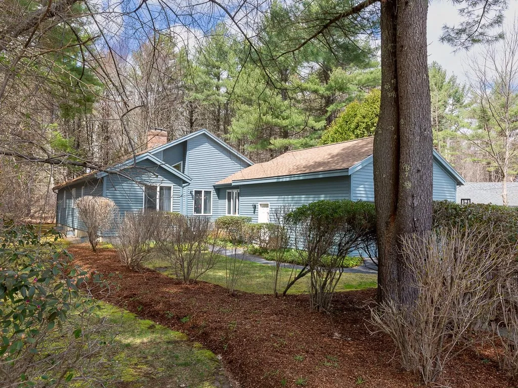 86 Bucks Hill Road Durham NH 03824