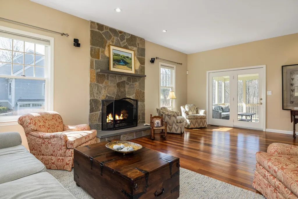 9 Nersesian Way Hampton NH 03842