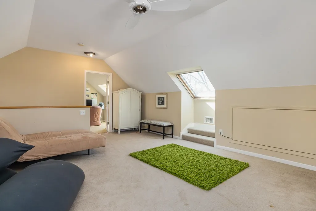 9 Nersesian Way Hampton NH 03842