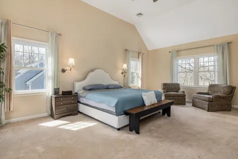 9 Nersesian Way Hampton NH 03842