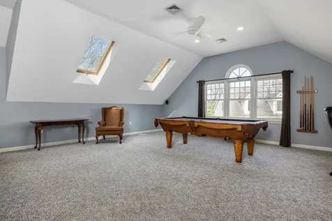 9 Nersesian Way Hampton NH 03842