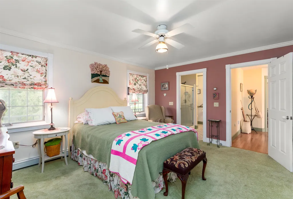 153 Postiche Lane Hinesburg VT 05461