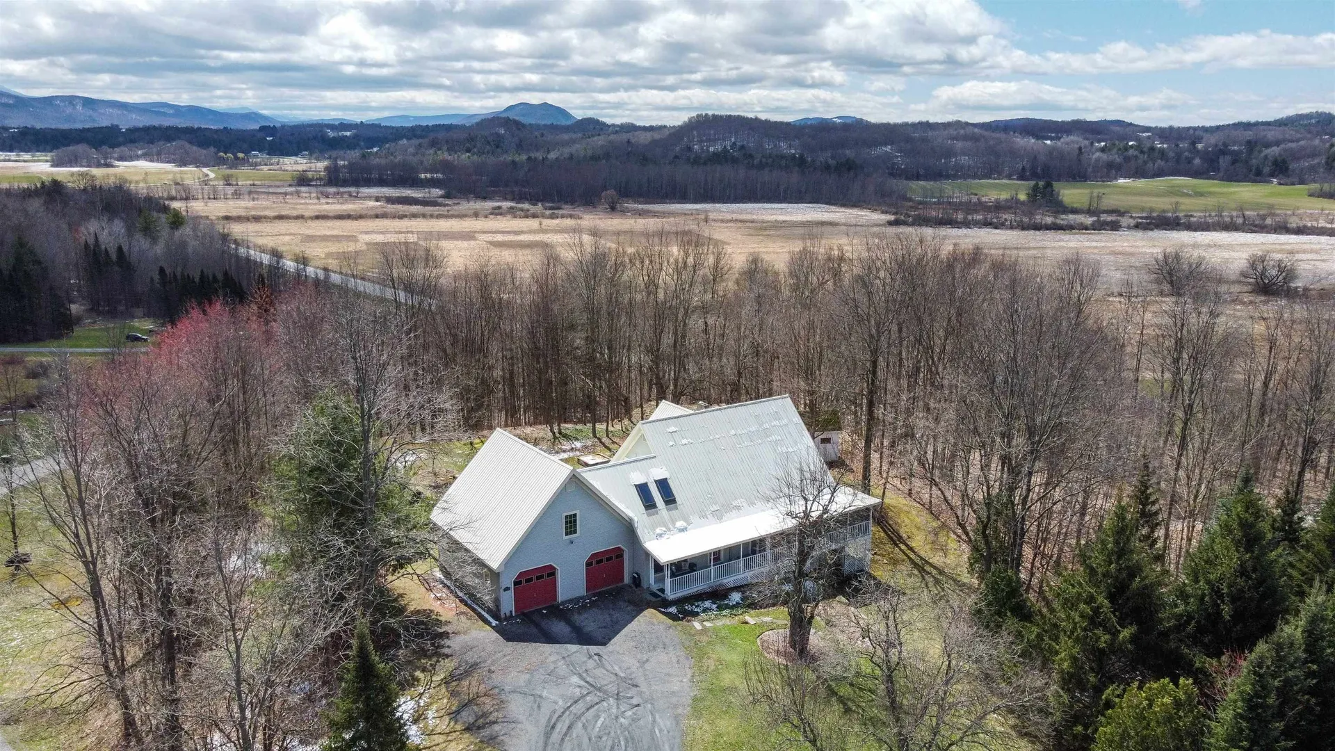 153 Postiche Lane Hinesburg VT 05461