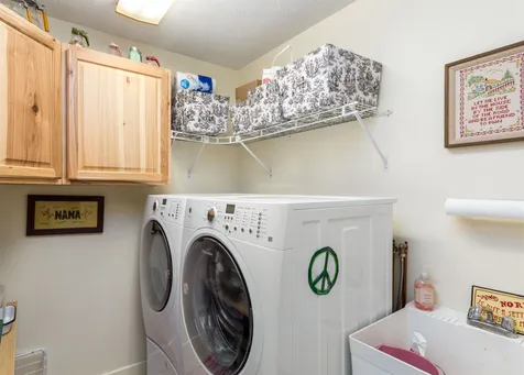 153 Postiche Lane Hinesburg VT 05461