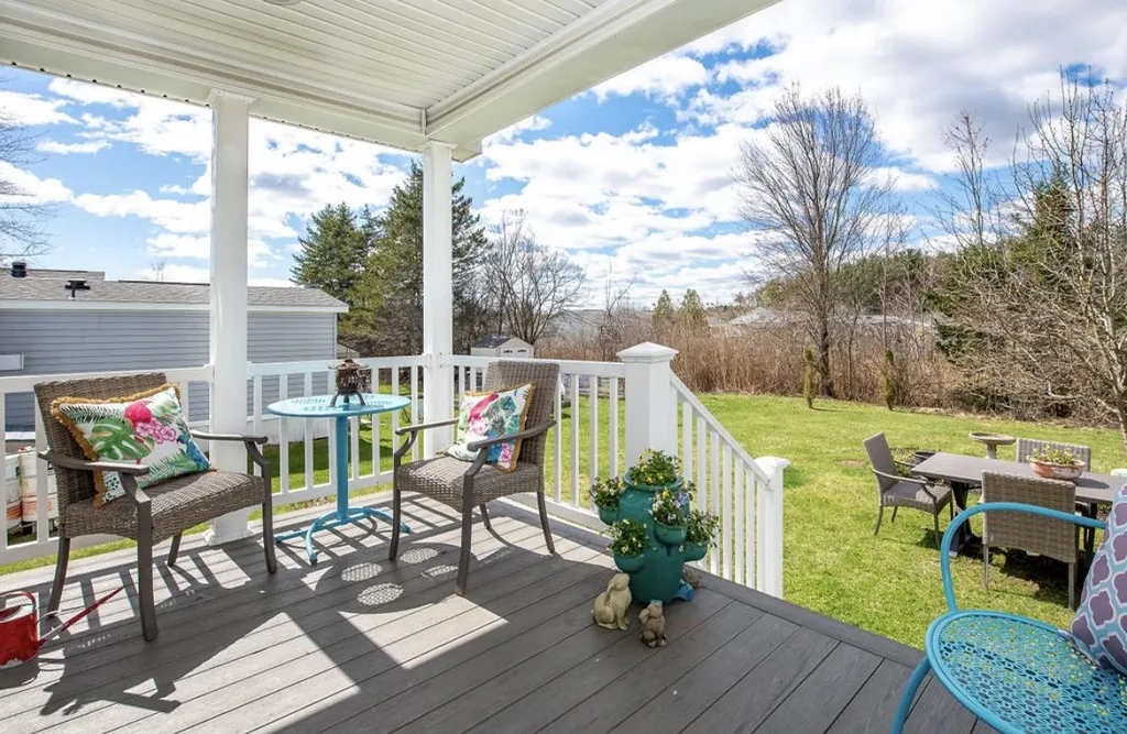219 Mackerel Avenue Portsmouth NH 03801
