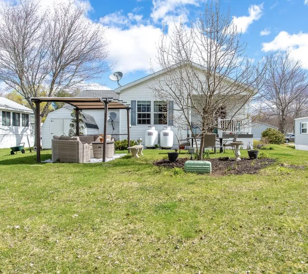 219 Mackerel Avenue Portsmouth NH 03801