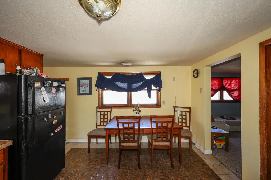 39 Vine Street Nashua NH 03060