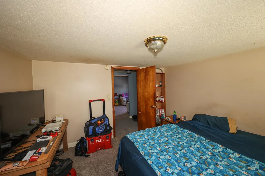 39 Vine Street Nashua NH 03060