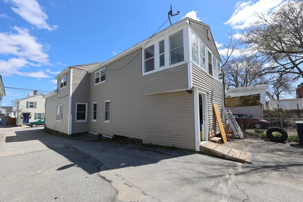 39 Vine Street Nashua NH 03060