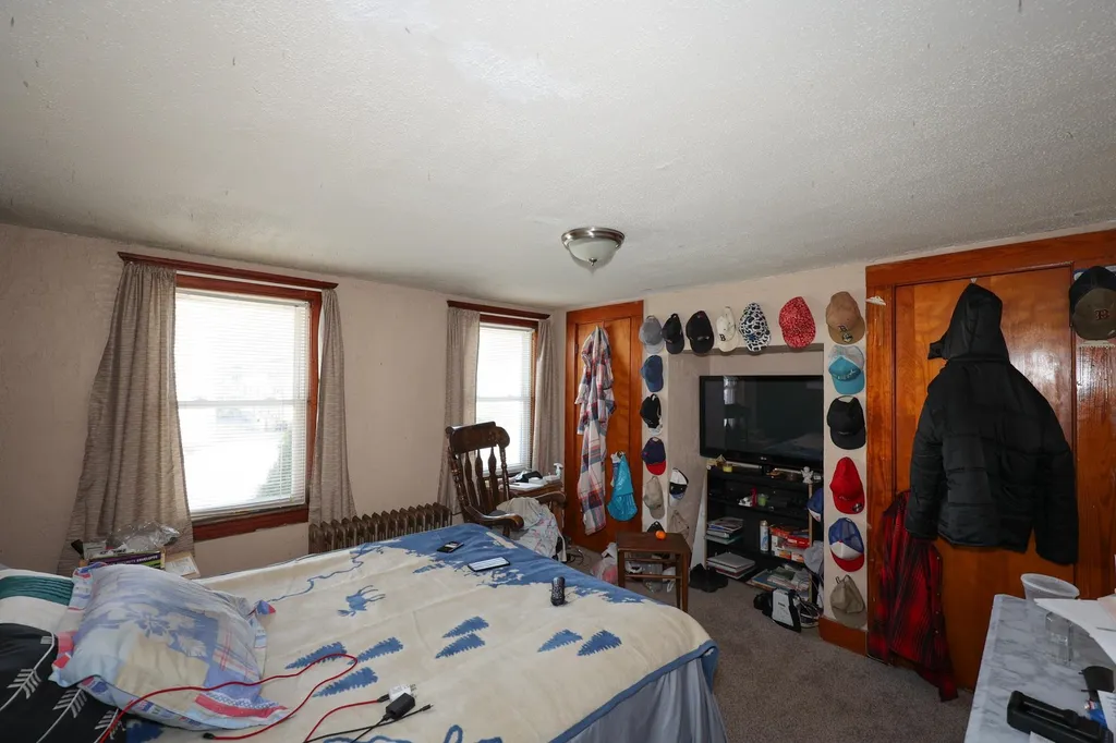 39 Vine Street Nashua NH 03060