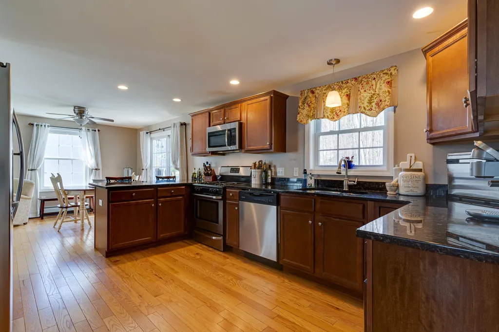 43 Ebony Drive Rochester NH 03867