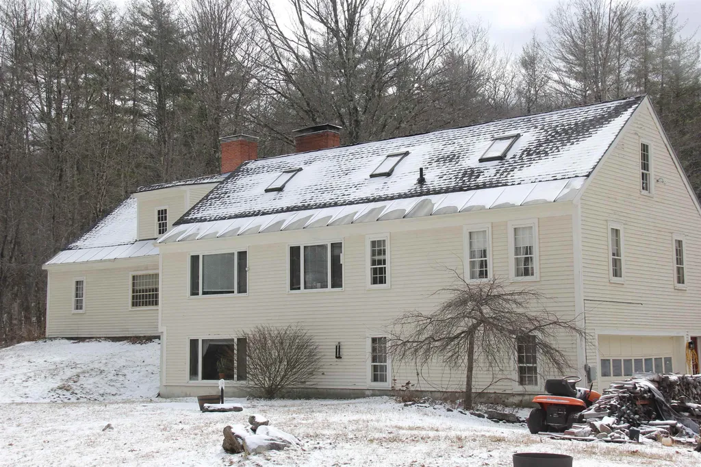 142 Newmarket Road Warner NH 03278