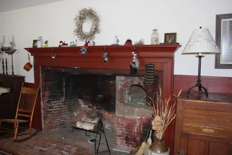 142 Newmarket Road Warner NH 03278