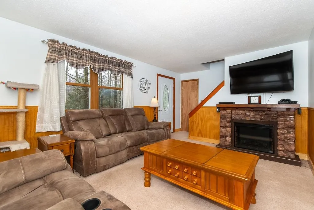 136 Silver Street Middleton NH 03887