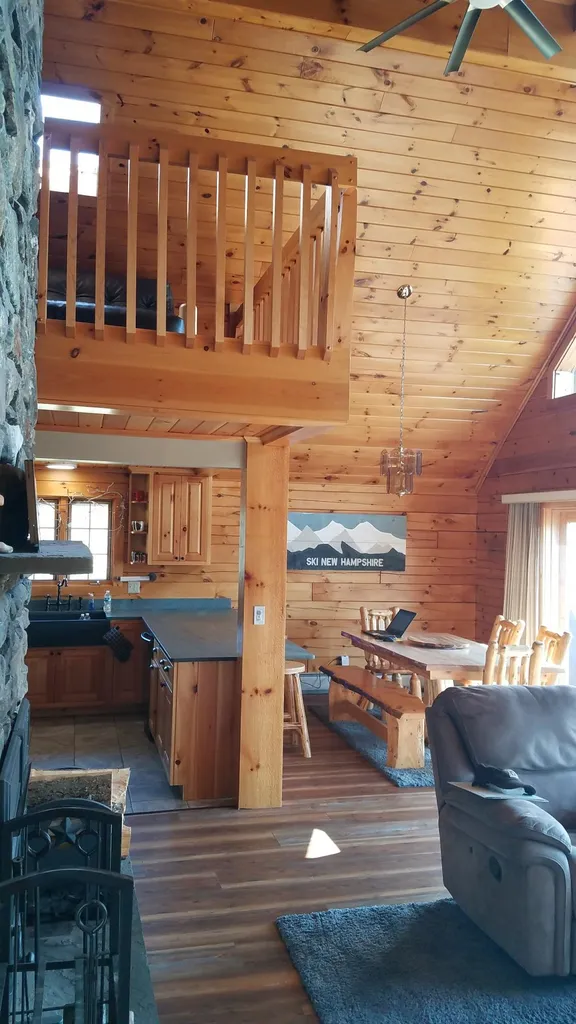 32 Kings Highway Colebrook NH 03576