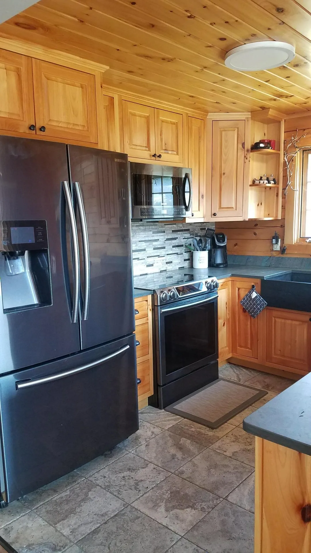 32 Kings Highway Colebrook NH 03576